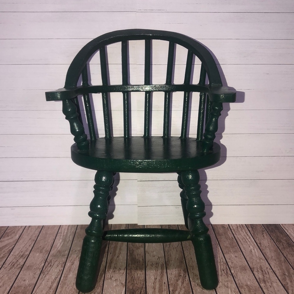 Vintage Teddy Bear/Doll Display Chair